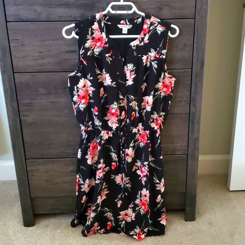 Ladies Catherine Malandrino size M floral dress